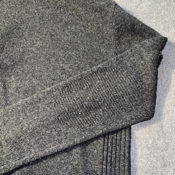 Vintage GAP No. 54023 Gray Crewneck Pullover Sweater Size Large - Picture 7 of 9